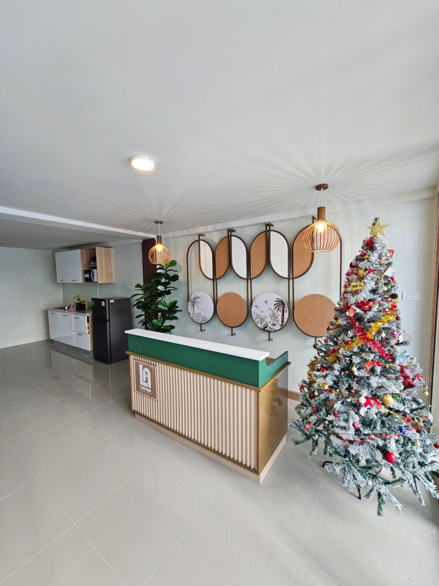 Lub Nai Hostel Patong Екстер'єр фото